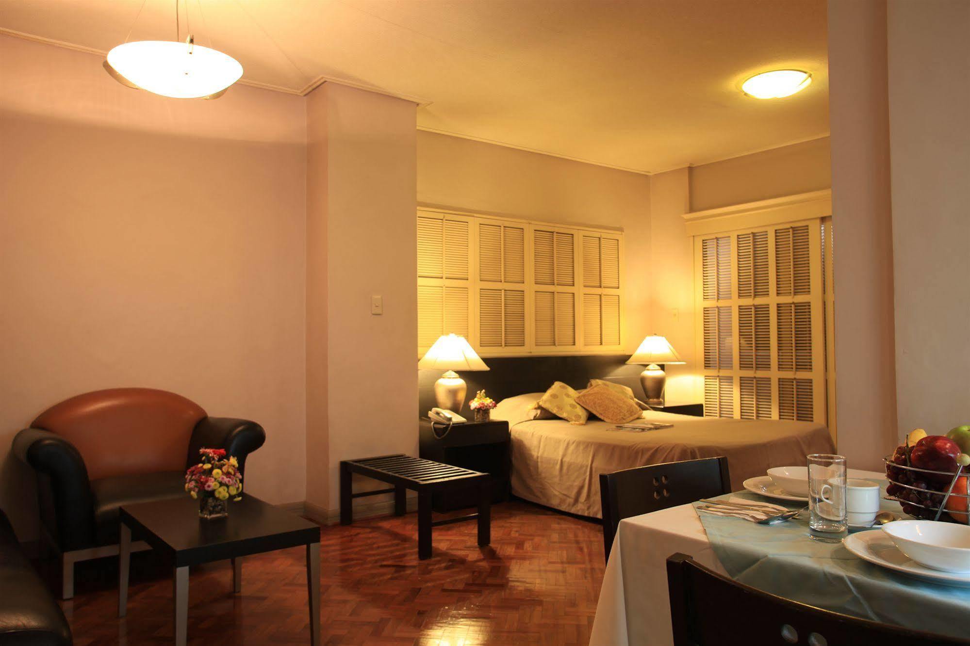 Mabini Mansion Hotel & Residential Suites Manilla Buitenkant foto