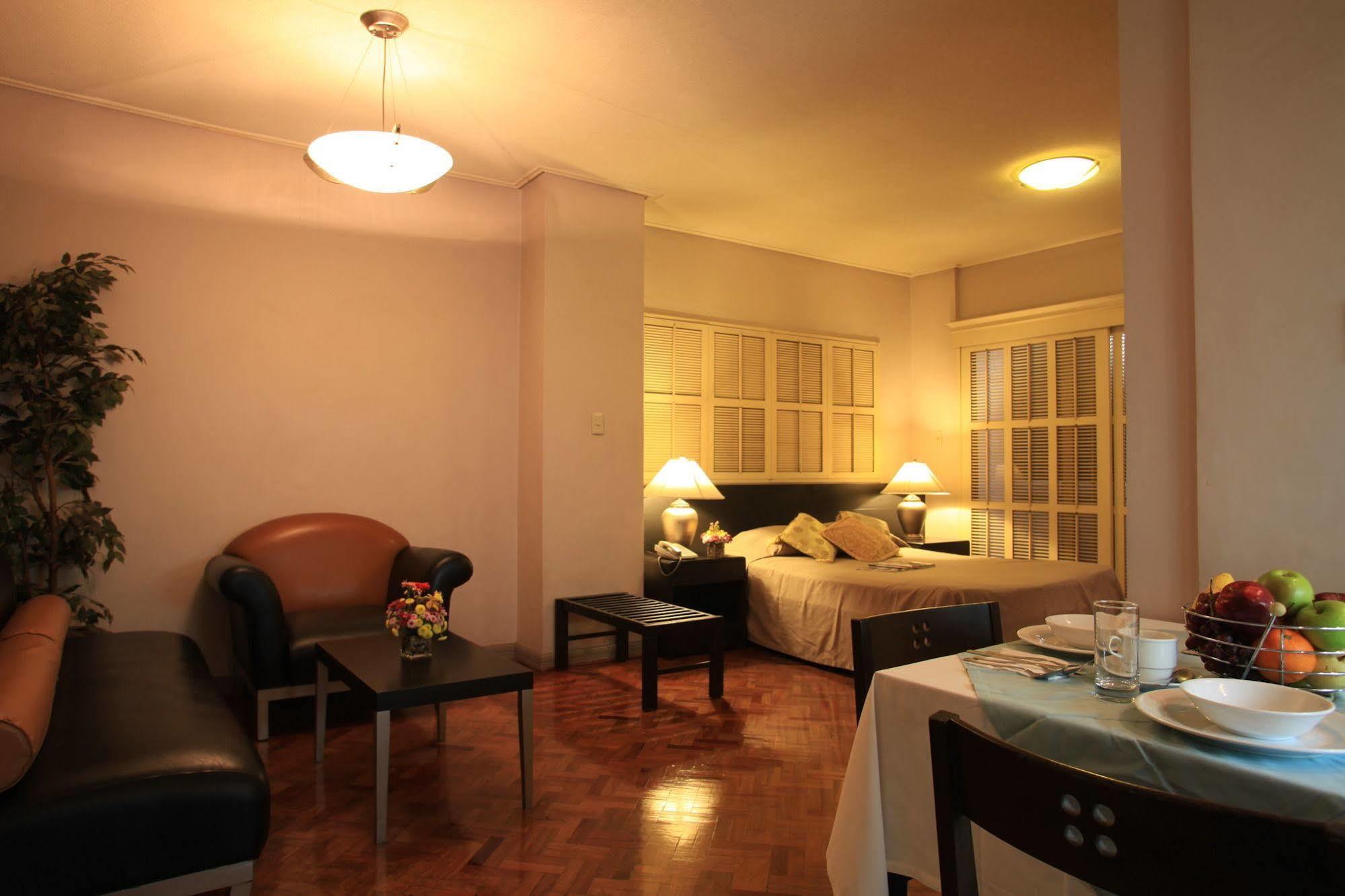 Mabini Mansion Hotel & Residential Suites Manilla Buitenkant foto